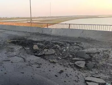 Руската логистика е в беда след удара по Чонгарския мост (ВИДЕО)