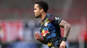 След като Рома го зачеркна: Джъстин Клуйверт подсили английски тим