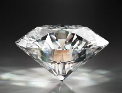 Продадоха уникален син диамант за 44,8 млн. долара (ВИДЕО)