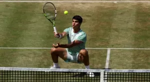 С трофей номер 11: Алкарас спечели в Куинс и измести Джокович от върха преди Уимбълдън