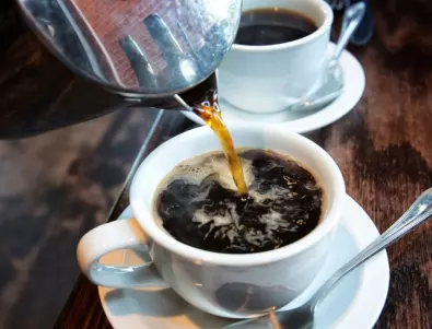 Причинява ли кофеинът мигрена или я лекува?