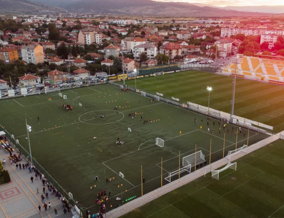"Историческа дата": Ботев Пловдив смени името на клубната база в "Коматево"