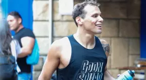 {{ otherArticle[0].article.title }}