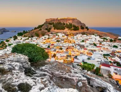 Гърция предлага безплатна почивка на туристите, чиято ваканция беше прекъсната заради пожарите