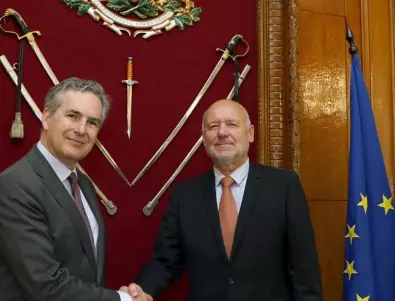 Тодор Тагарев и испанският посланик обсъдиха още по-тясно сътрудничество в областта на отбраната