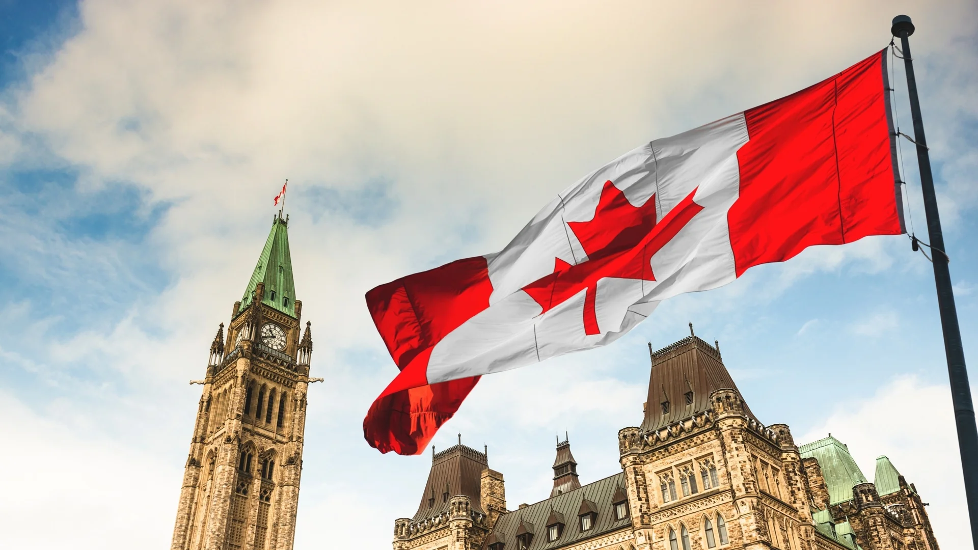Канада намалява броя на временно пребиваващите в страната 