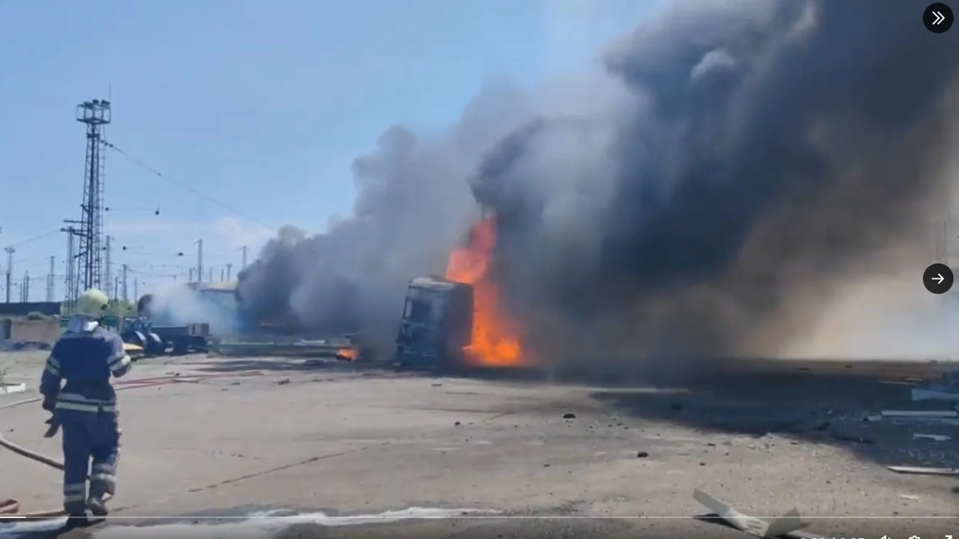 Удар с дрон край Белгород подпали руска петролна база (СНИМКИ)