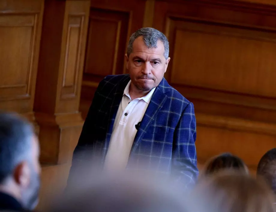 Тошко Йорданов: Повръща ми се от спекулациите на БСП и "Възраждане"