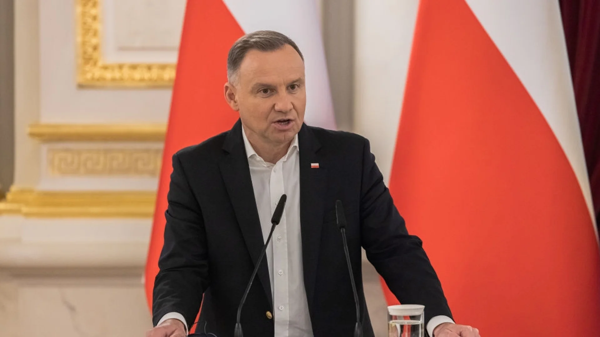 Анджей Дуда: Полша стои "рамо до рамо" с Украйна в борбата срещу агресора (ВИДЕО)