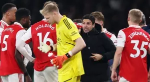 {{ otherArticle[0].article.title }}