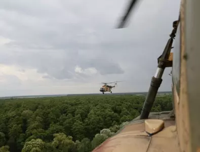 Унищожени хеликоптери и загинали руски войници: Данните след ударите в Бердянск и Луганск (ВИДЕО)