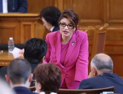 Атанасова: Министрите трябва да заслужат доверието ни (ВИДЕО)
