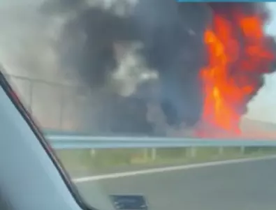 5 ТИР-а влекачи изгоряха край Хасково