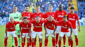 {{ otherArticle[0].article.title }}