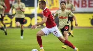 {{ otherArticle[0].article.title }}