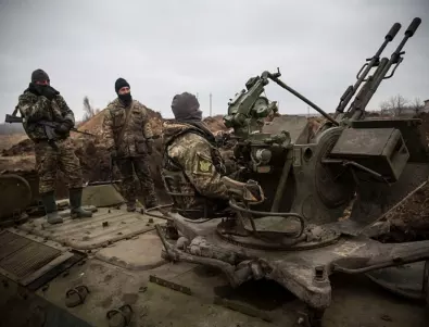 Със 100 000 войници и 900 танка Русия опитва да изненада Украйна (ВИДЕО)