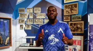 {{ otherArticle[0].article.title }}