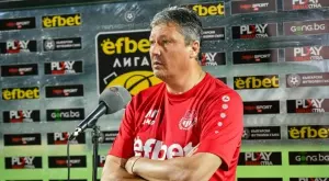 Защо Любослав Пенев говори странно: Обясниха на кого и защо се "сърди"?