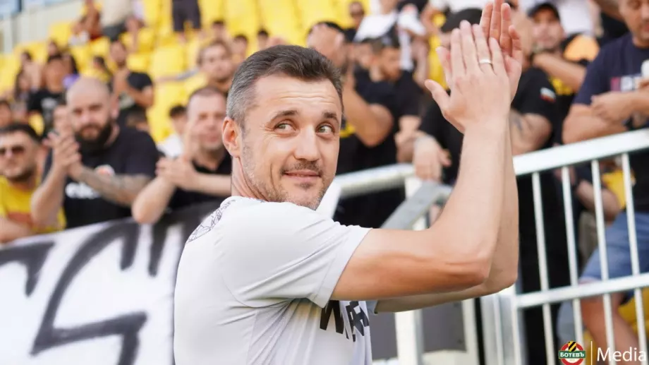 След едва 4 мача: Ботев Пловдив бие шута на Станислав Генчев, легенда на ЦСКА решава съдбата му?