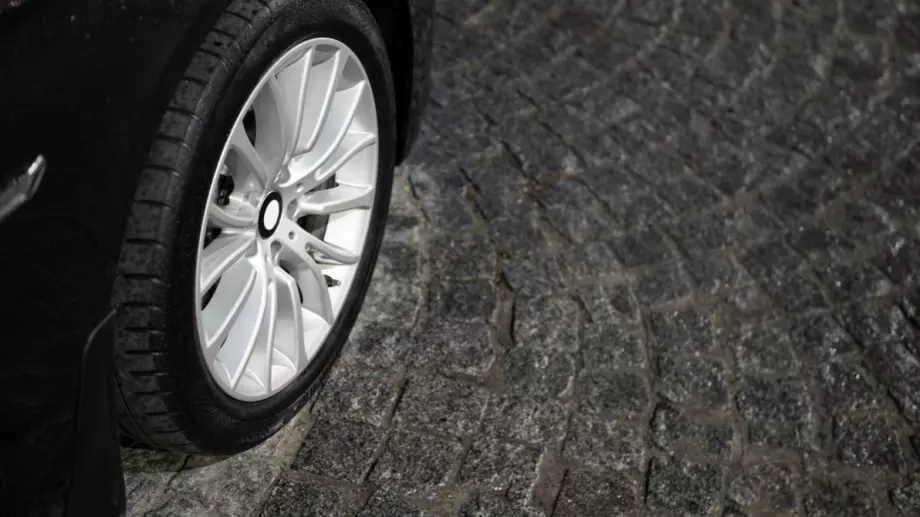 Всичко, което трябва да знаете за поддръжката на автомобилните джанти