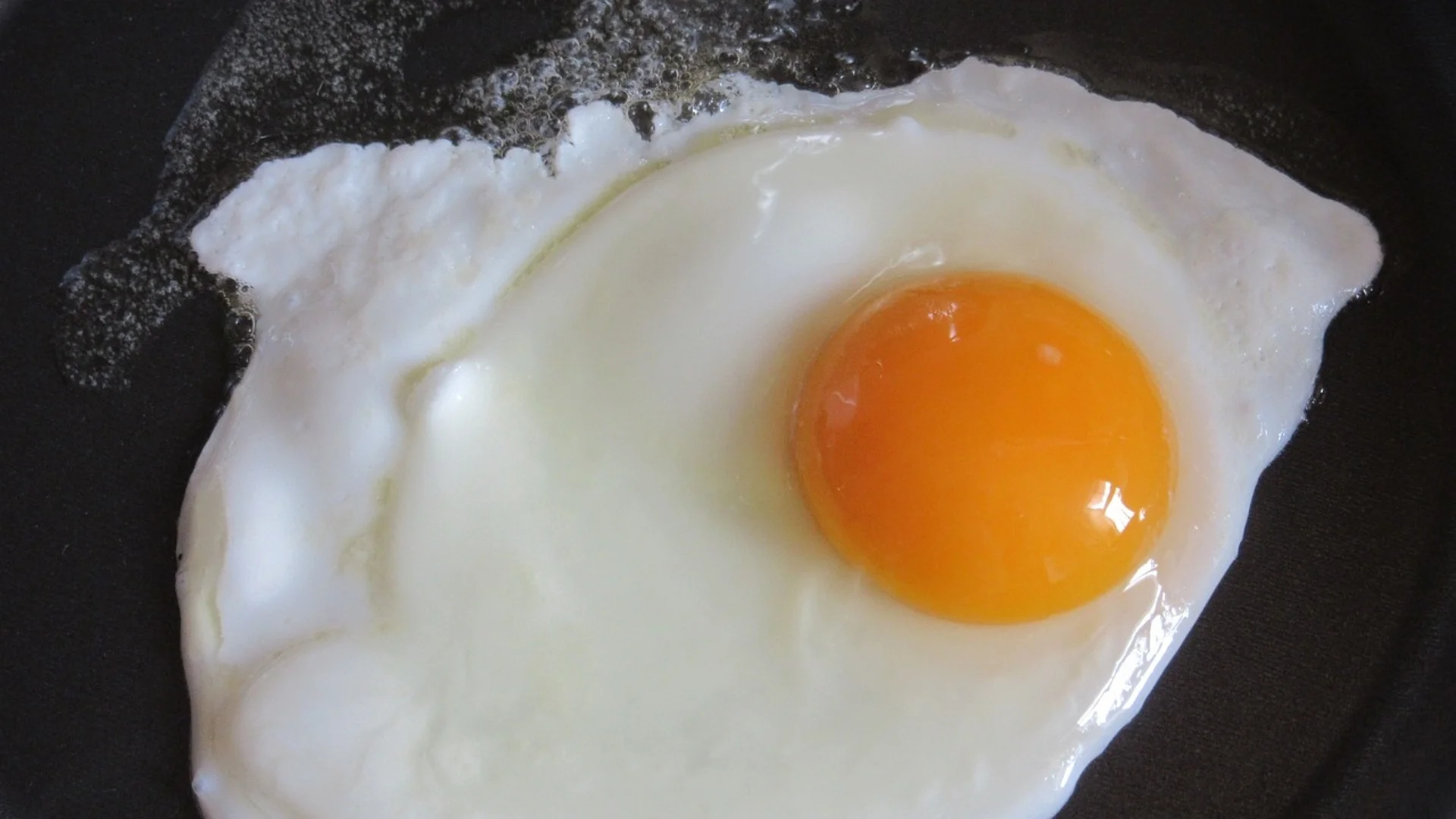 Вредно ли е яйце с два жълтъка?