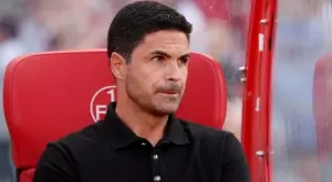 Застой в преговорите за договор праща важен футболист на Арсенал обратно в Италия?