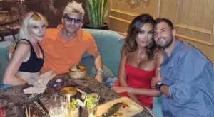 {{ otherArticle[0].article.title }}