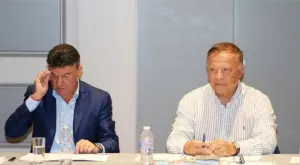 {{ otherArticle[0].article.title }}