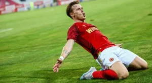 {{ otherArticle[0].article.title }}