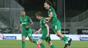 {{ otherArticle[0].article.title }}