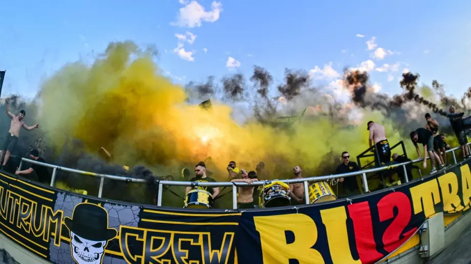 Напрежението в Ботев Пд расте: Жалки опити за преврат в любимия клуб и присвояване на стадиона му!