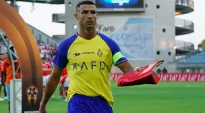 {{ otherArticle[0].article.title }}