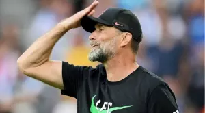 Шега или психологическа игра? Треньорът на Юнион Синт Гилис се подигра с ас на Ливърпул