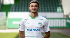 Незабравимо: Нападател с български корени с гол и 2 асистенции срещу Ливърпул (ВИДЕО)