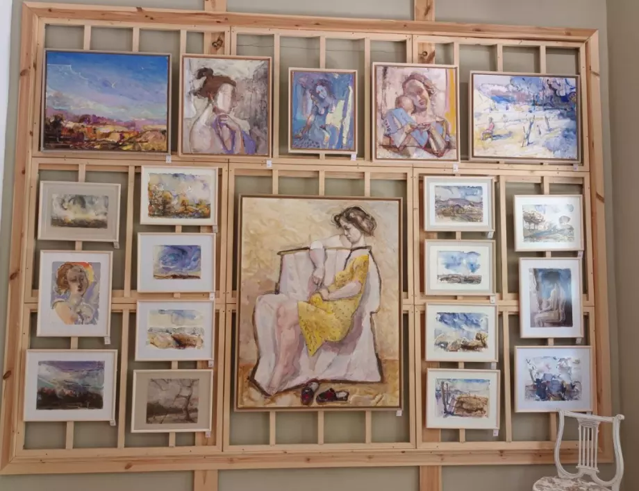 Галерия "Арт Маркони" представя изложба живопис на Антон Антонов (СНИМКИ)