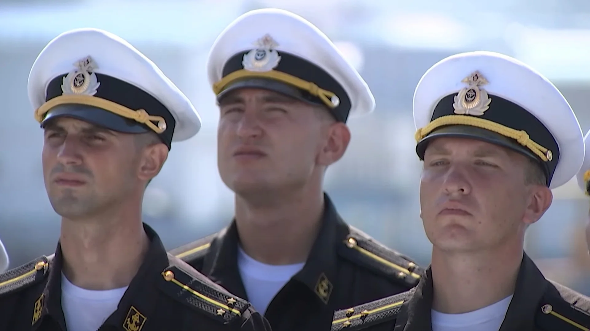 Шойгу обяви нови кораби в Крим. Киев: Чудно откъде ще ги вземе?