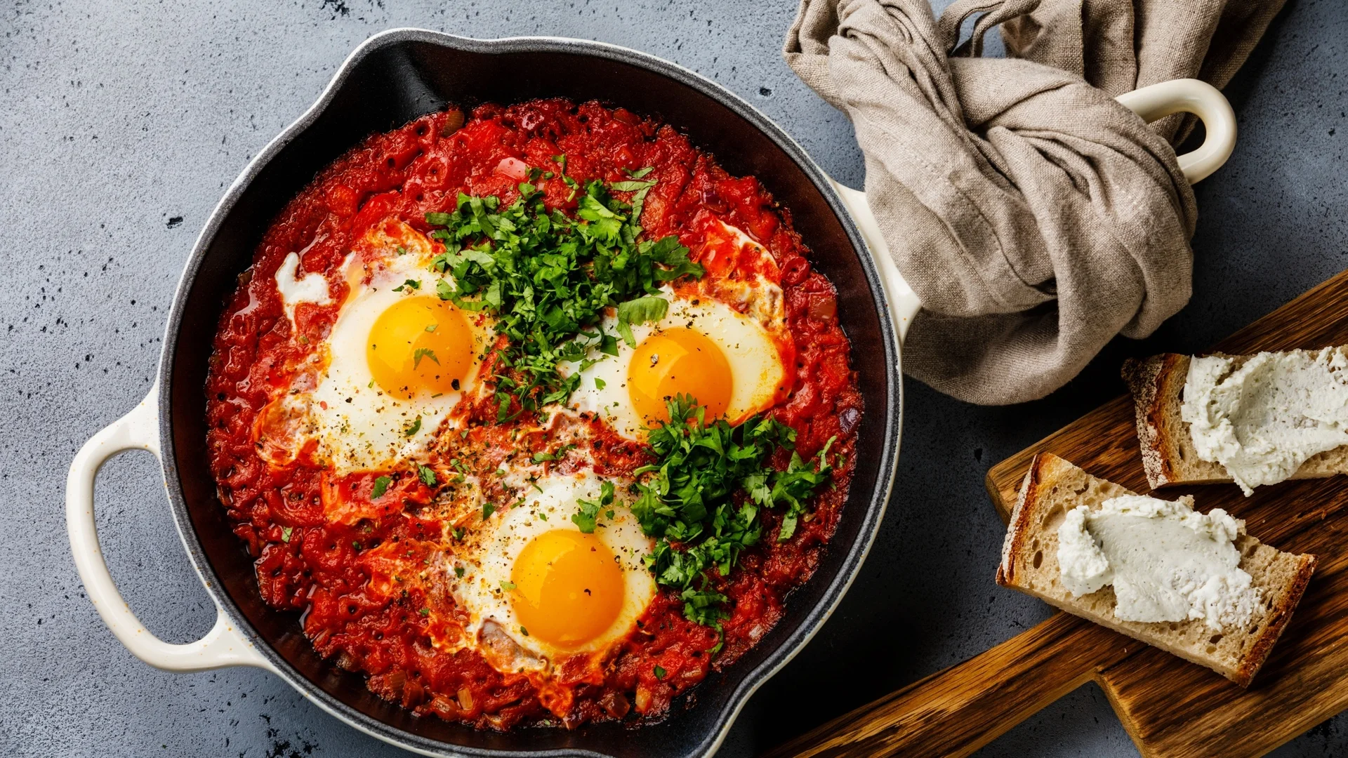 Как се прави шакшука по турски – страшна вкусотия