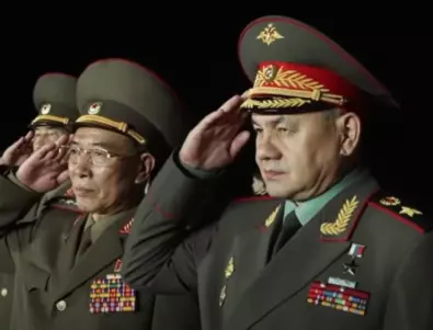 Като на първа среща: Шойгу ухажва Ким Чен-ун, търсят с какво да си помагат Русия и Китай