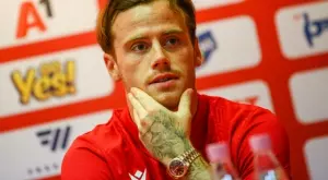 {{ otherArticle[0].article.title }}