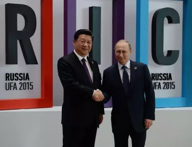 Путин се крие: Си Дзинпин ще е главната фигура на срещата на БРИКС
