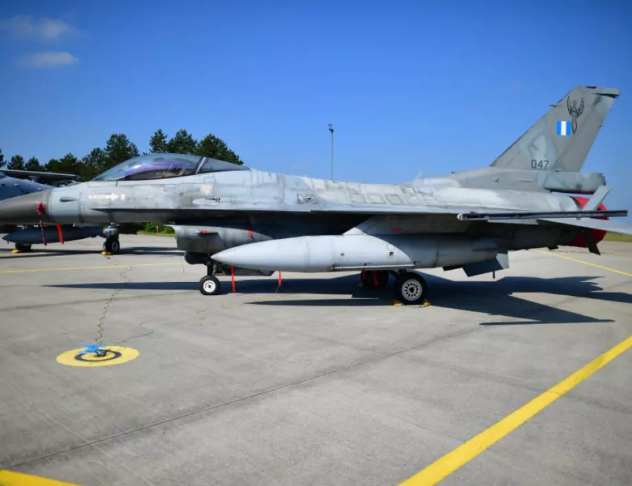Дания и Белгия обявиха кога ще предоставят на Украйна първите F-16