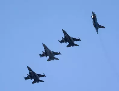 Американски F-16 се разби край Южна Корея