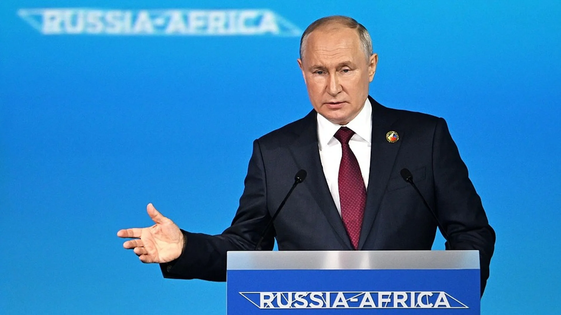Путин ударно национализира. "Няма работна ръка във военните предприятия" (ВИДЕО)