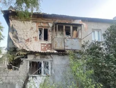Руснаците удариха Никопол с дронове и взеха цивилна жертва