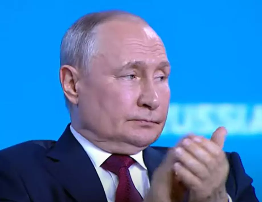 Путин: "Всички държавни служители да карат руски коли"