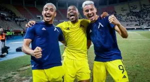 {{ otherArticle[0].article.title }}