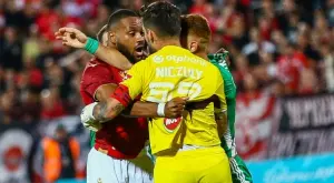 {{ otherArticle[0].article.title }}