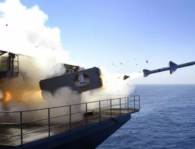 Военен кораб на САЩ откри огън по дрон, изстрелян от Йемен