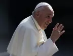 Папата: Светът се срива заради климатичните промени 
