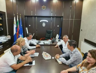 Кметът на Бургас и културният министър обсъдиха развитието на подводната археология в града
